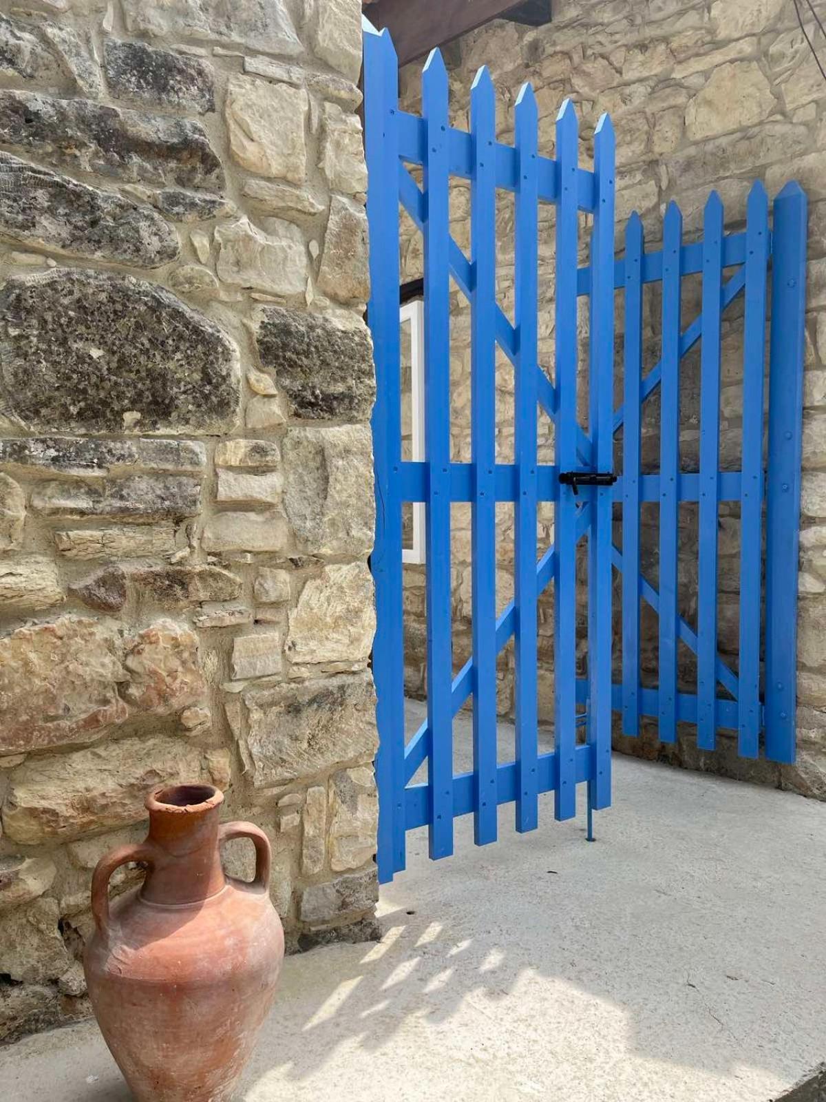 בית הארחה Malya 	Cecilias Courtyard מראה חיצוני תמונה