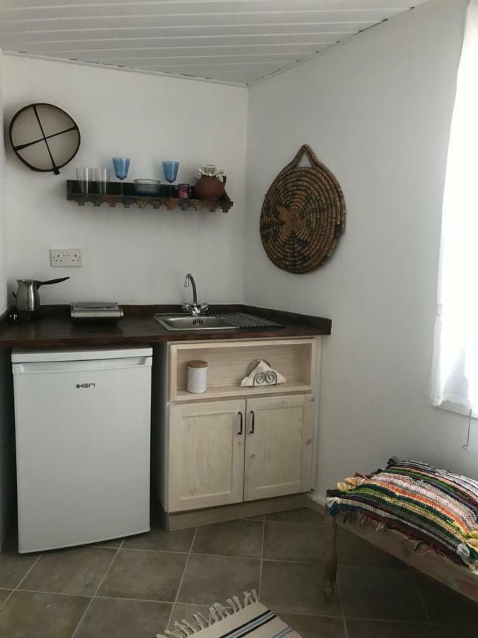 בית הארחה Malya 	Cecilias Courtyard מראה חיצוני תמונה