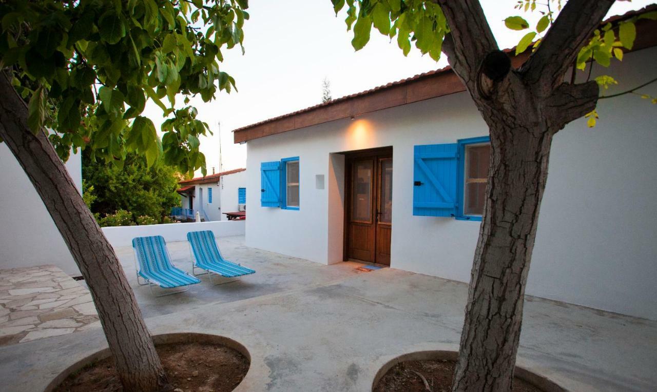 בית הארחה Malya 	Cecilias Courtyard מראה חיצוני תמונה